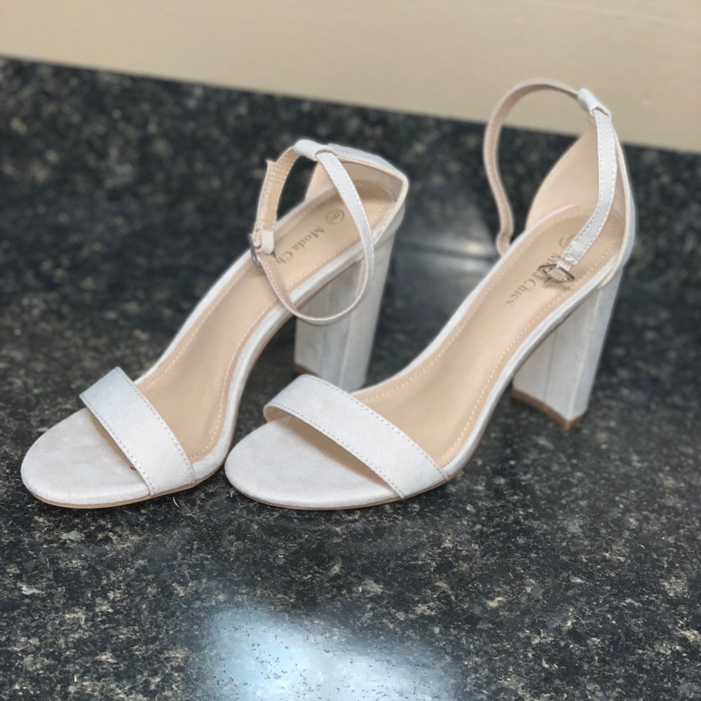 Women’s high chunky block heel